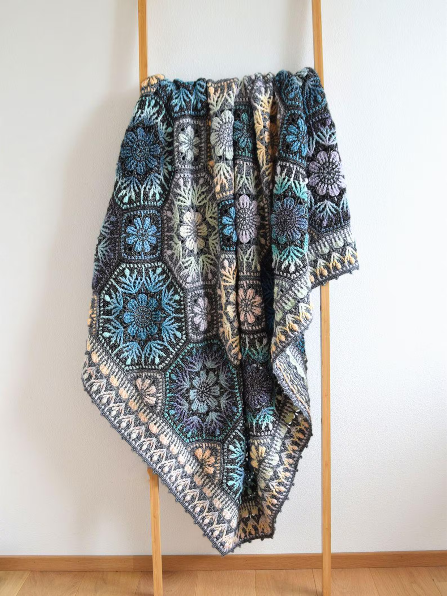 Fae Fleur mosaic blanket crochet Pattern