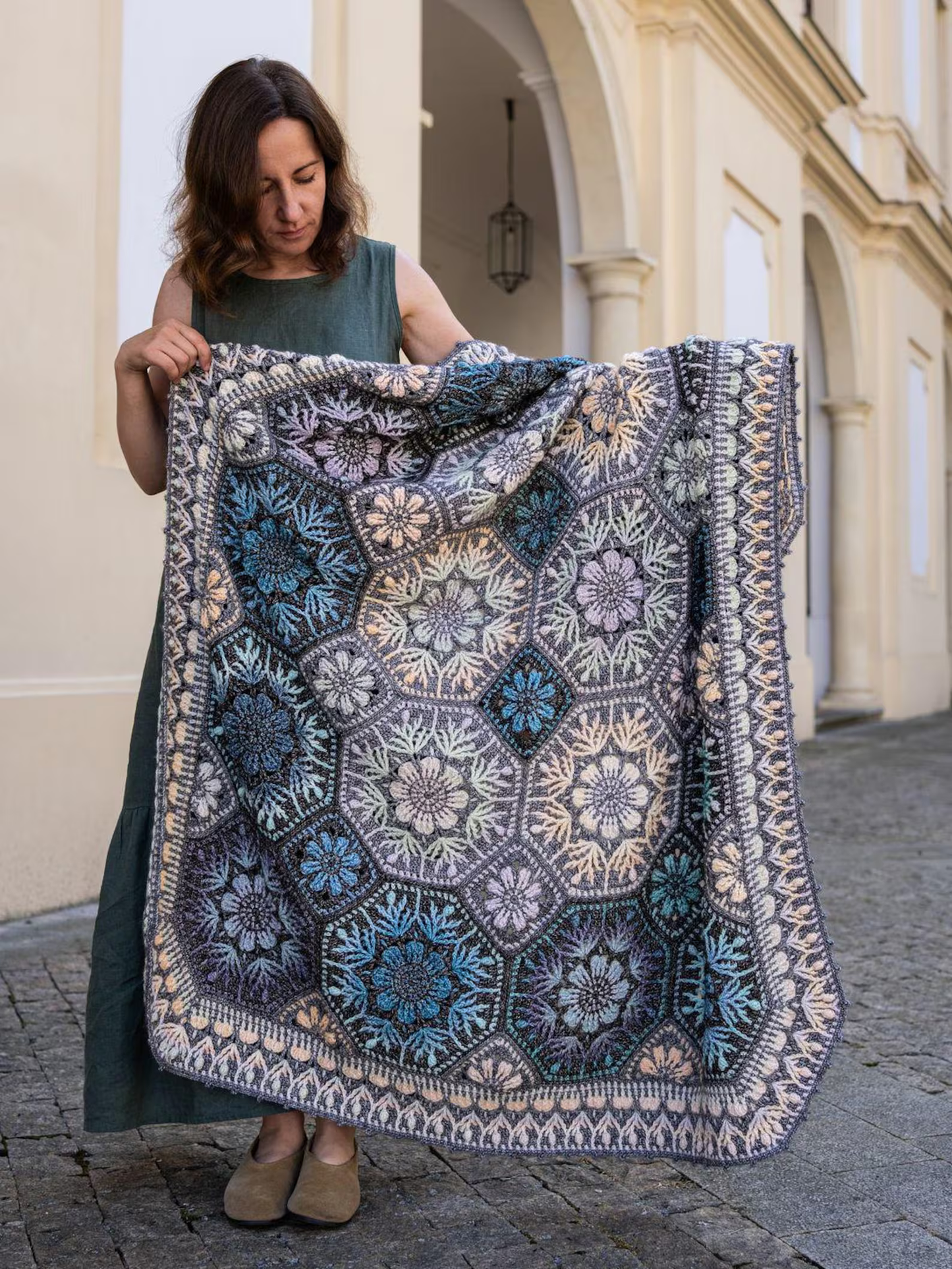 Fae Fleur mosaic blanket crochet Pattern