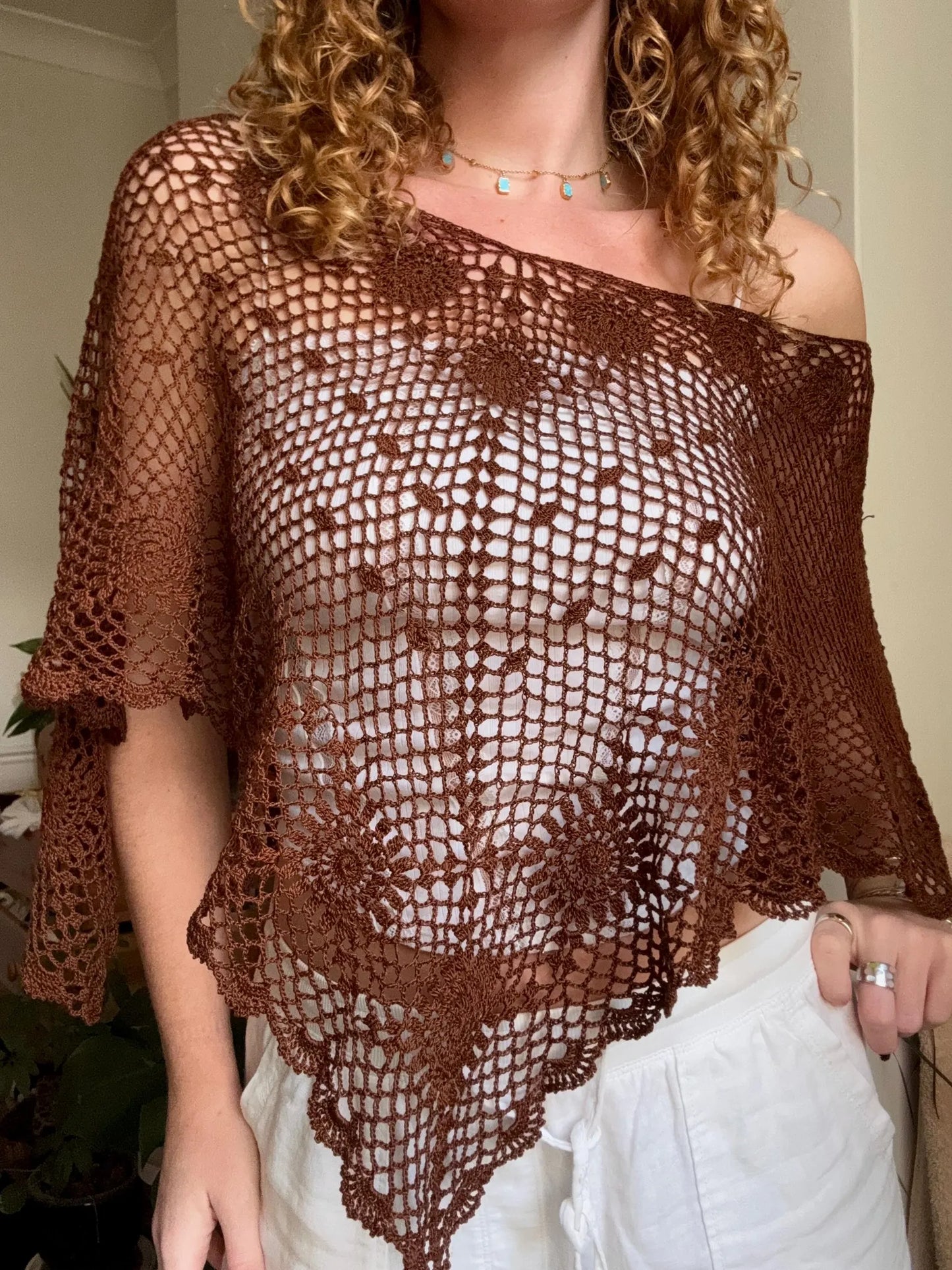 Clover poncho crochet pattern