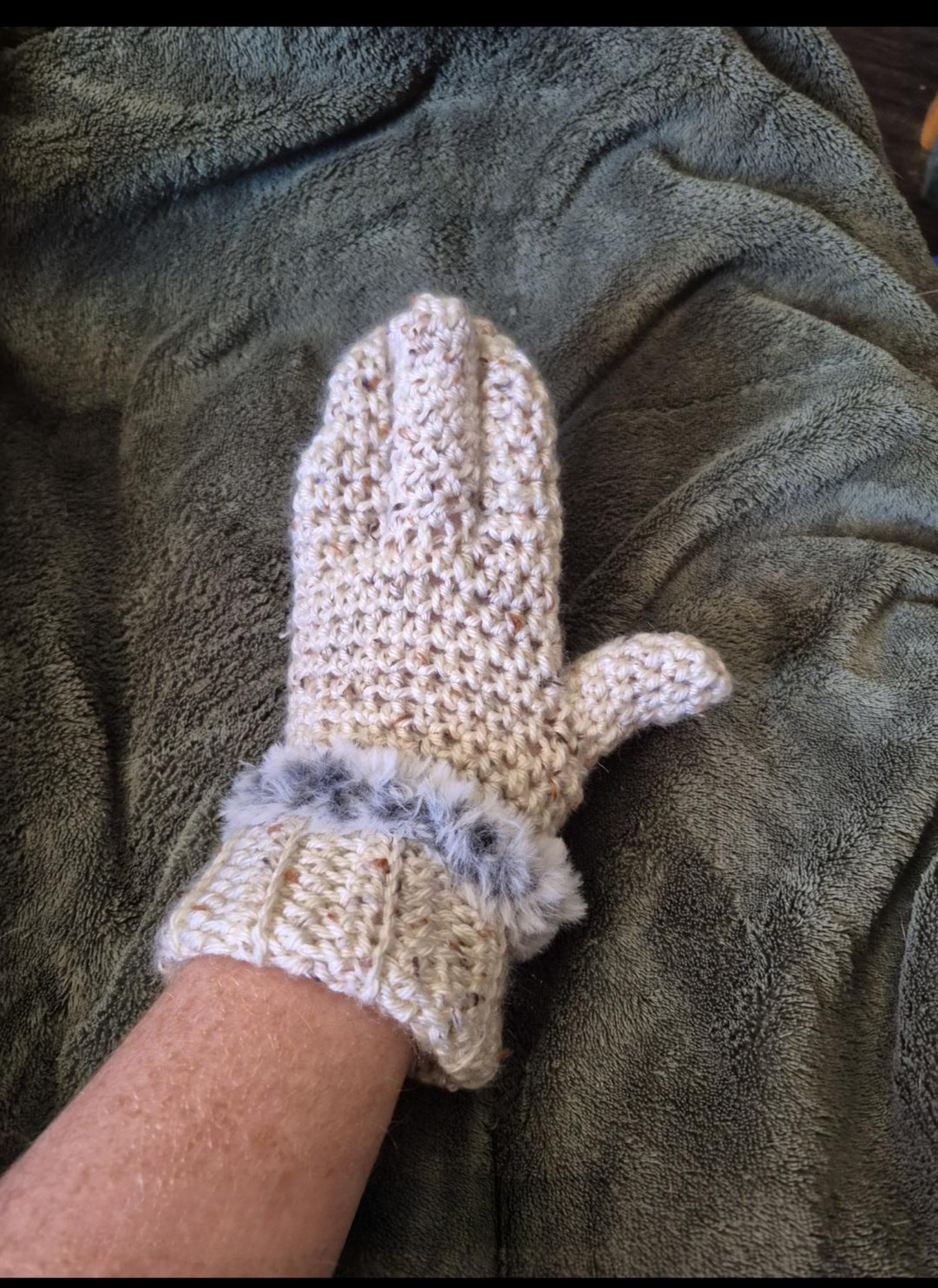 F’U Mittens – Bold, Cozy &amp; Unapologetic