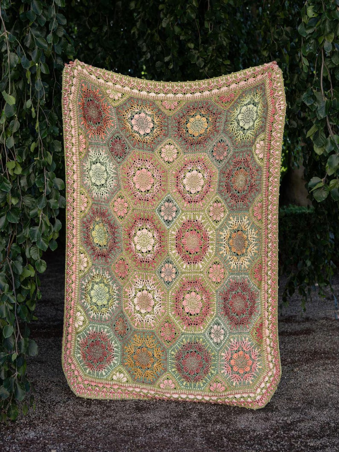 Fae Fleur mosaic blanket crochet Pattern