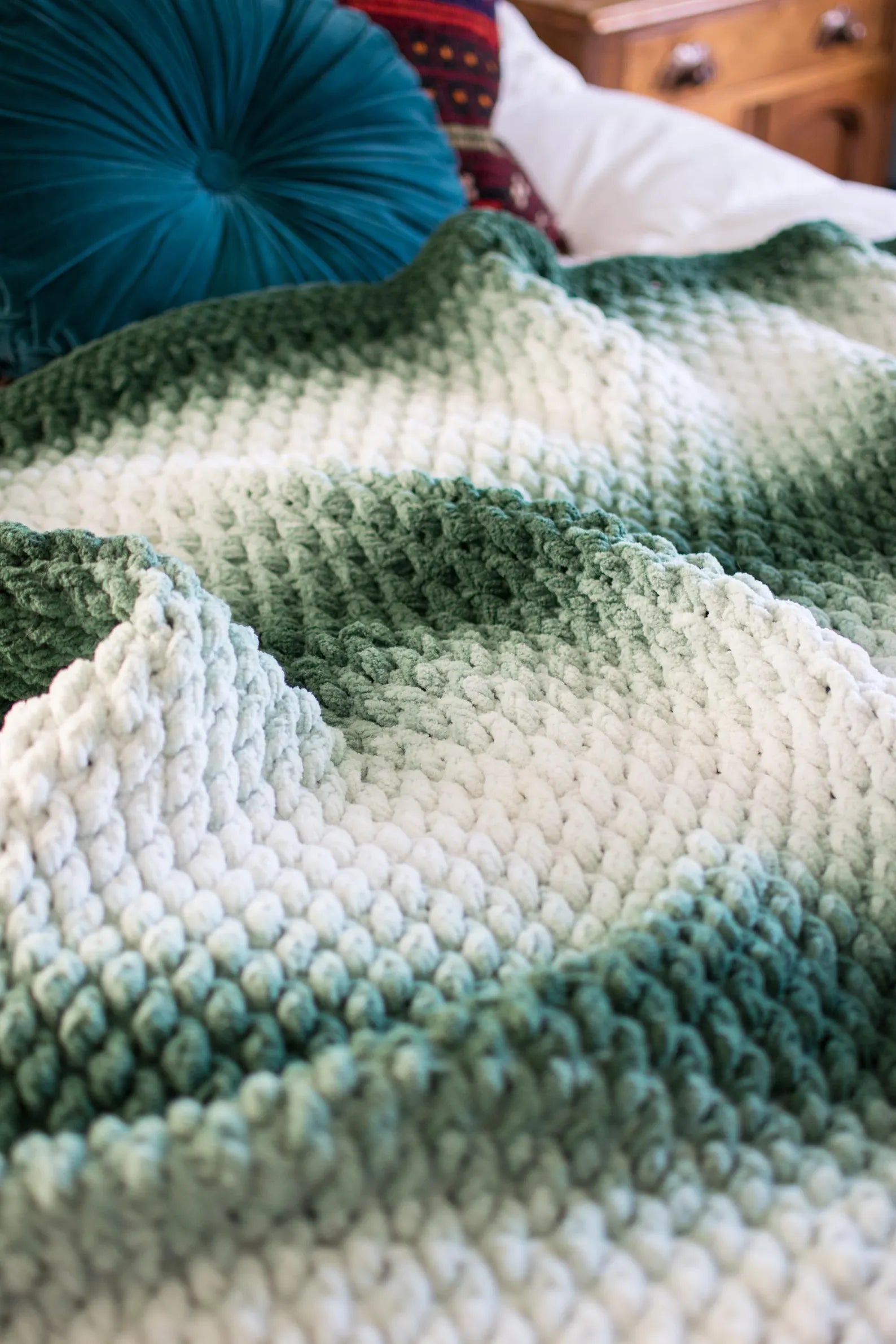 Chunky Evergreen Throw Blanket Crochet Pattern