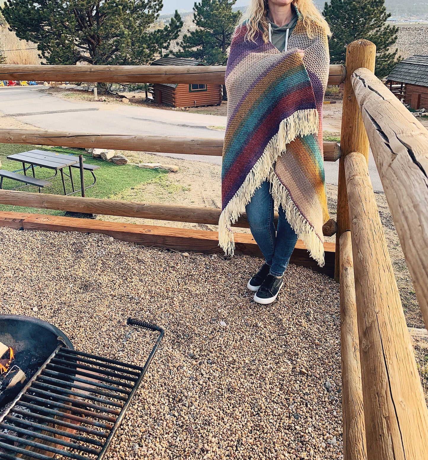 Estes Camping Blanket – Beginner-Friendly Cozy Throw Crochet Pattern