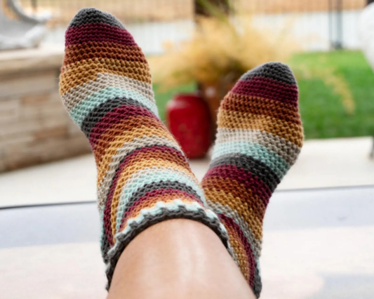 Herringbone Socks – Toe-Up Socks Crochet Pattern
