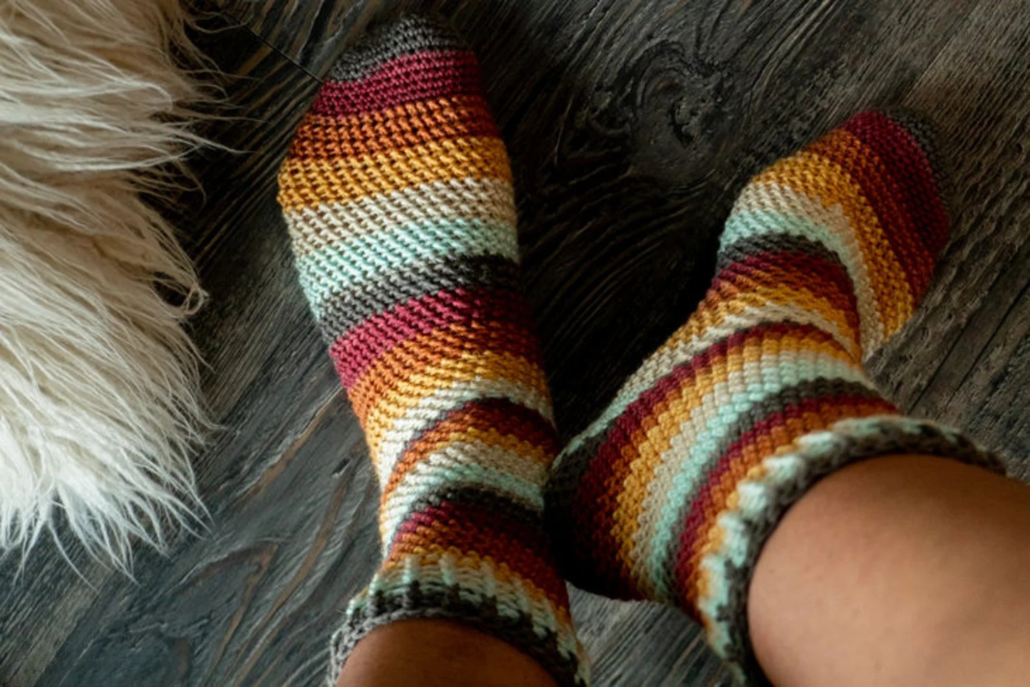 Herringbone Socks – Toe-Up Socks Crochet Pattern