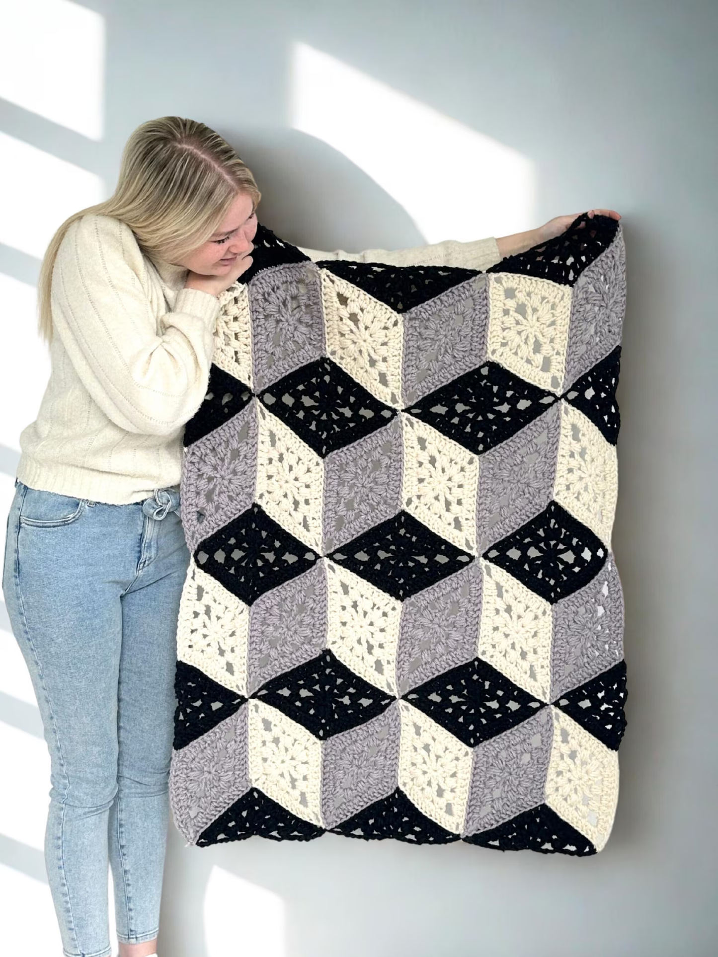 3D Cube Diamond Blanket Crochet Pattern + Video Tutorial (PDF)