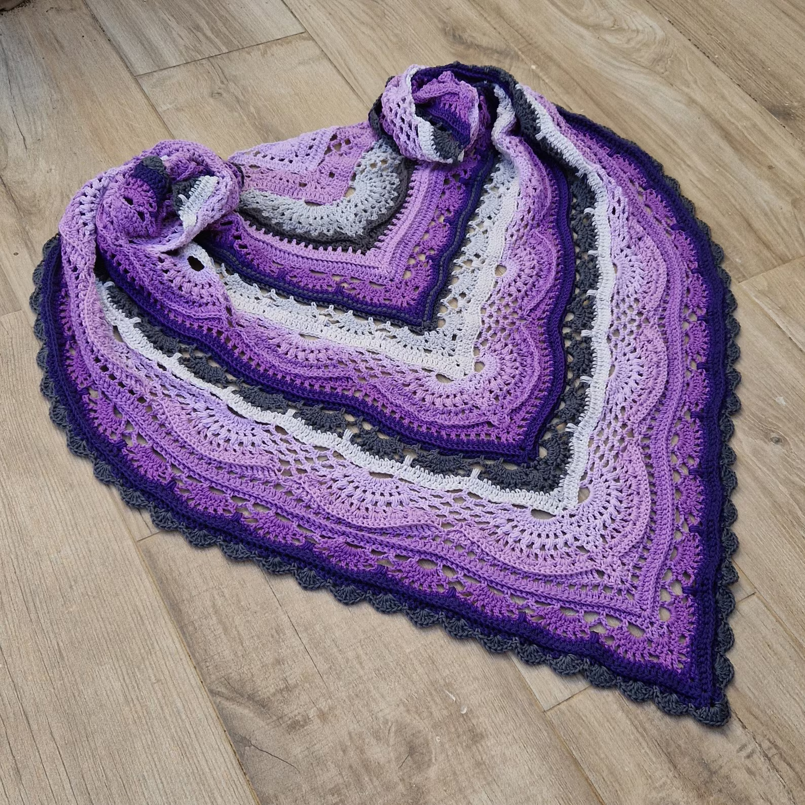 DarjeelingTea Shawl – PDF Crochet Pattern