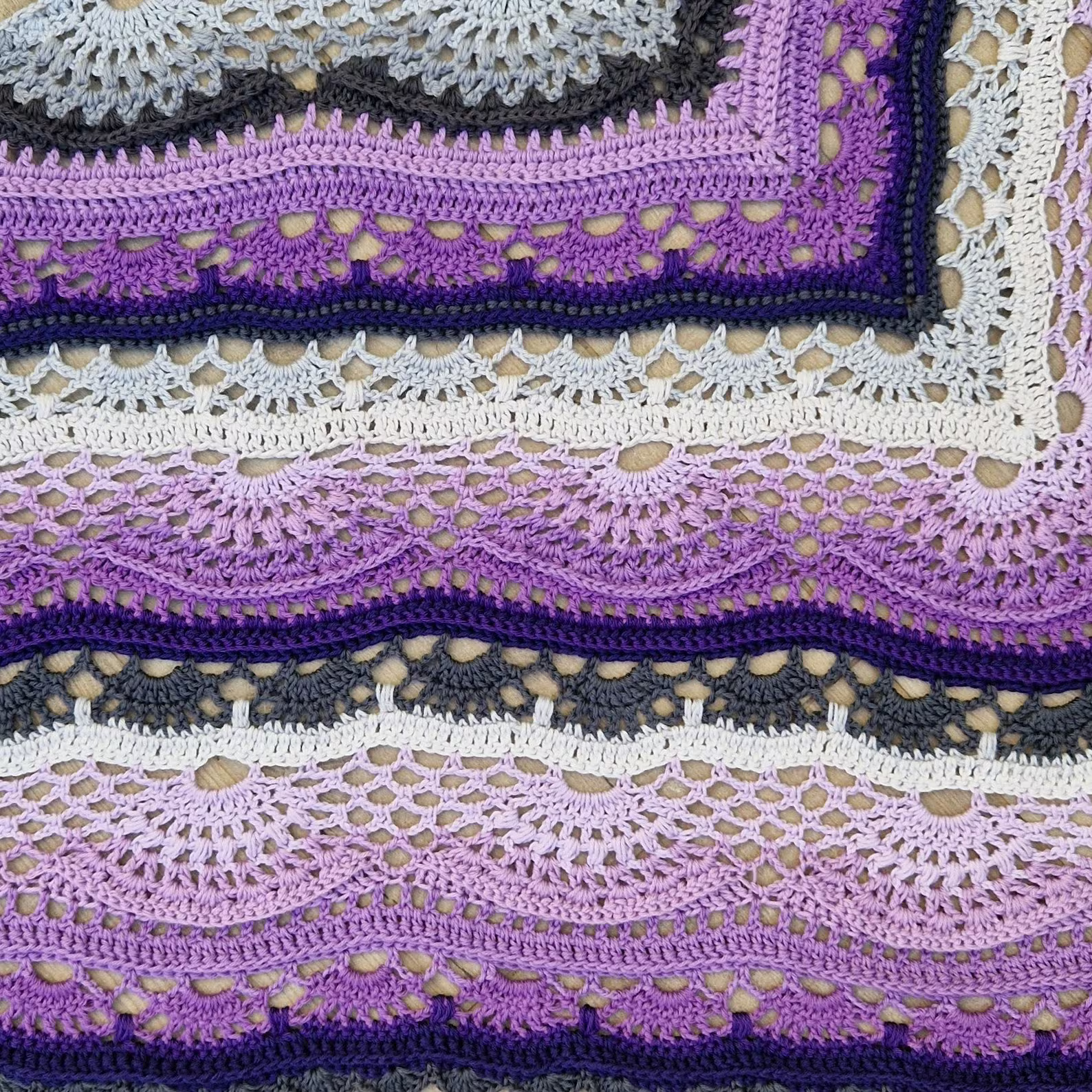 DarjeelingTea Shawl – PDF Crochet Pattern